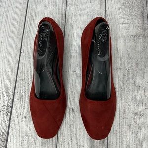 🔹 M4DE Block Heel Loafer